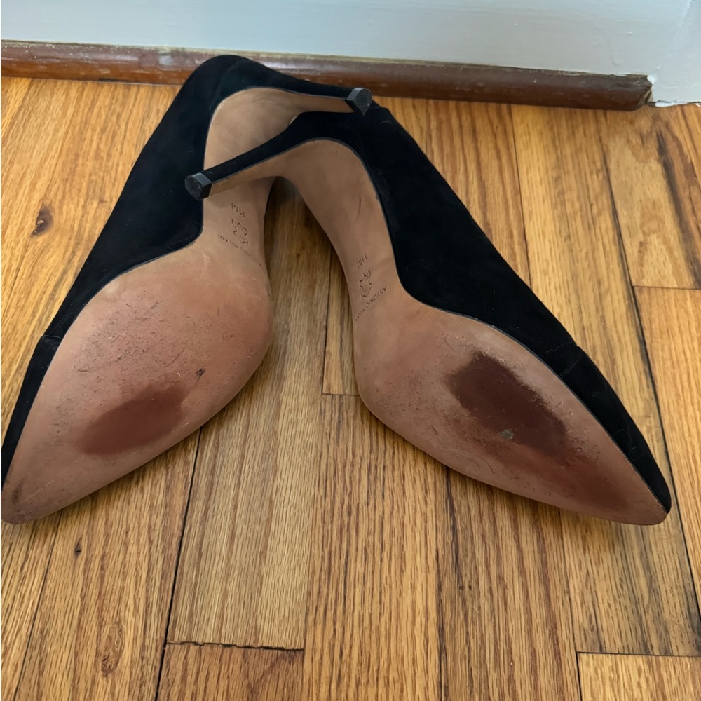Pointed-Toe Pumps - Picture 4 of 4